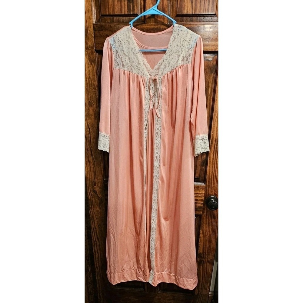ILGWU Union Made Vintage 2 Piece Robe and Gown Set Lace Yoke Pink Medium